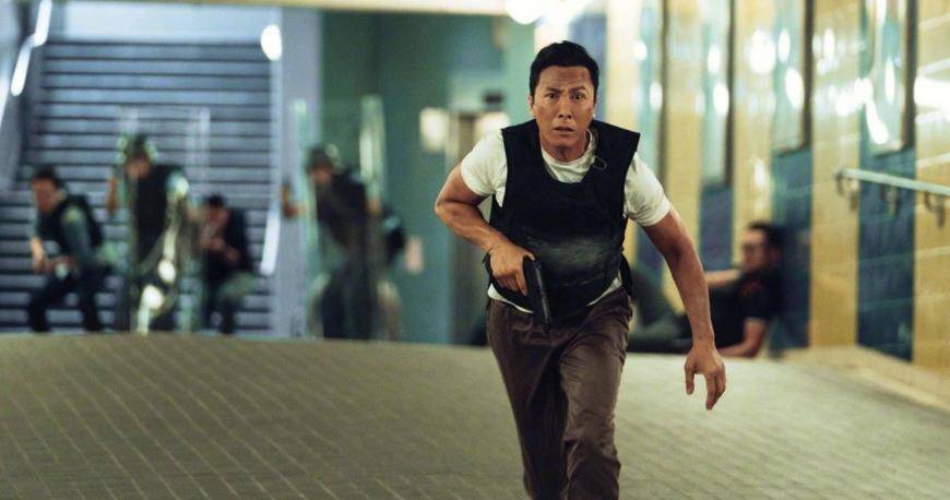 国产|票房破3000万,2天逆袭《怒火·重案》夺冠,朱一龙果然是票房锦鲤