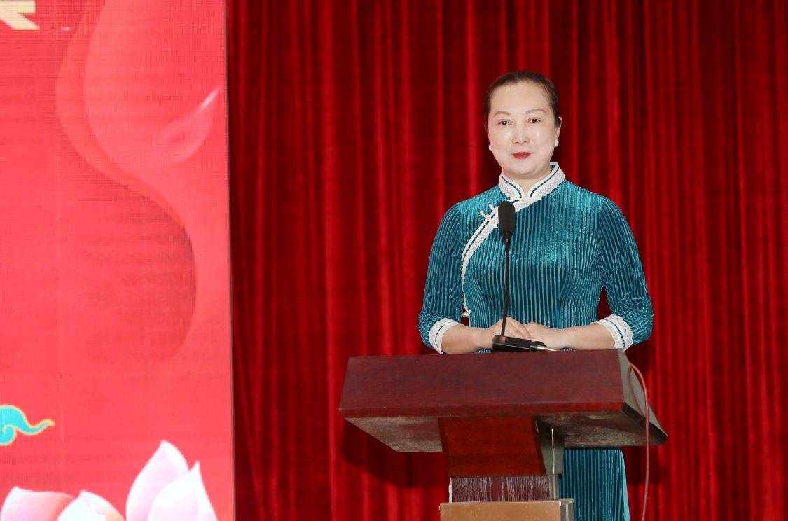 果聃,吴慧,梁小红,肖福兰,李淑凤,李成楠,李悦,赵文芳,郭志红常务副