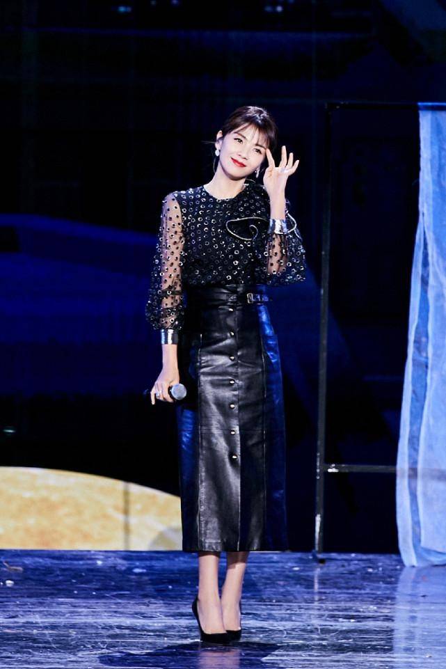 视觉|刘涛的腿也太长了，穿的裙子明明是及踝的，却穿成了过膝裙