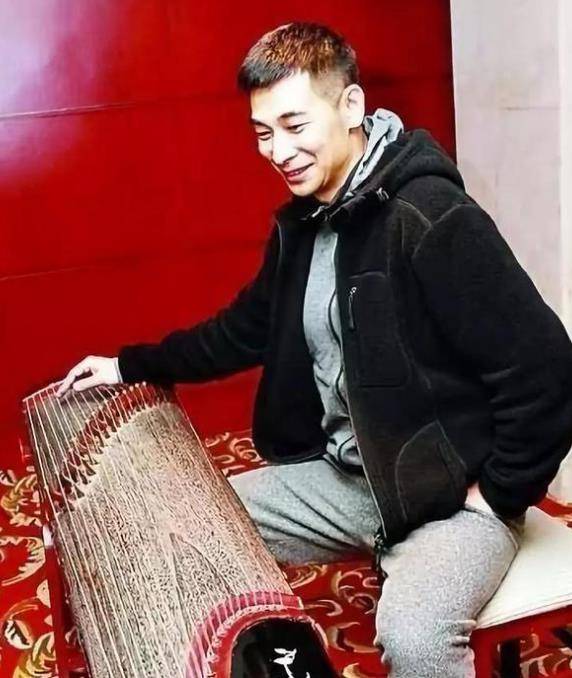 大威|赵文卓：能“大威天龙”，也能“描鸾刺凤”