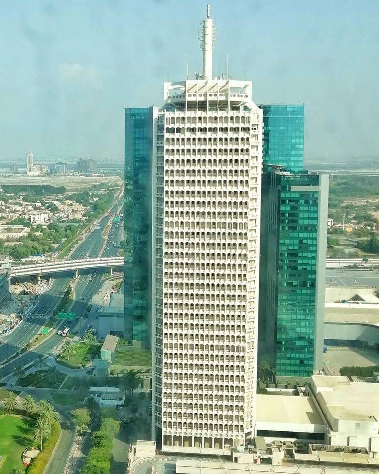 从风塔到哈利法塔，这些建筑见证迪拜巨变