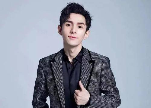 网友|3年前，“水泥西施”靠卖惨发家致富，如今的她怎么样了？