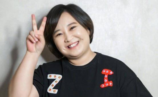 什么|张小斐又双叒上热搜了！过度营销败坏观众缘，还没有大火就又凉了