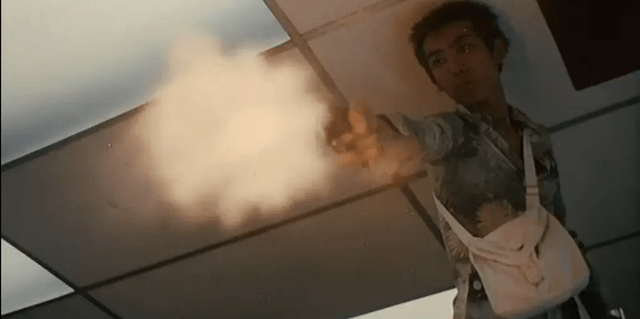 制造|街头找来的演员，剧组4个月没发工资，却拍出了最有港味的青春片！