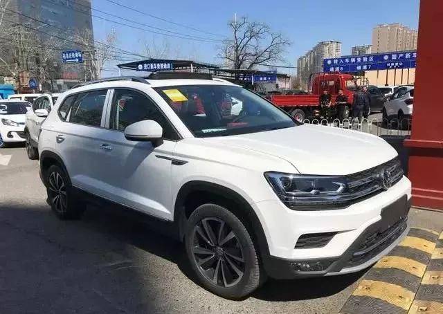 途岳2.0t豪华版价格 bfdf137bc6494cb88f21ee158750cc10.jpeg