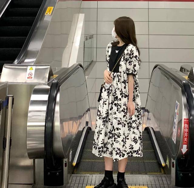 样式|夏天就要穿“好嫁风”！不仅非常温柔，还能够吸人眼球！