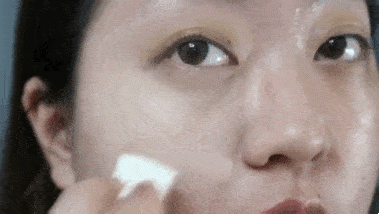 姐妹有种“口碑两极化”叫毛戈平粉膏：有人浮粉脱妆，有人画出牛奶肌