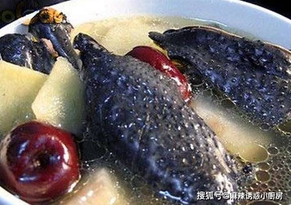 什么药材炖乌鸡最好 338d2238540f4e3291a30788b146106b.jpeg
