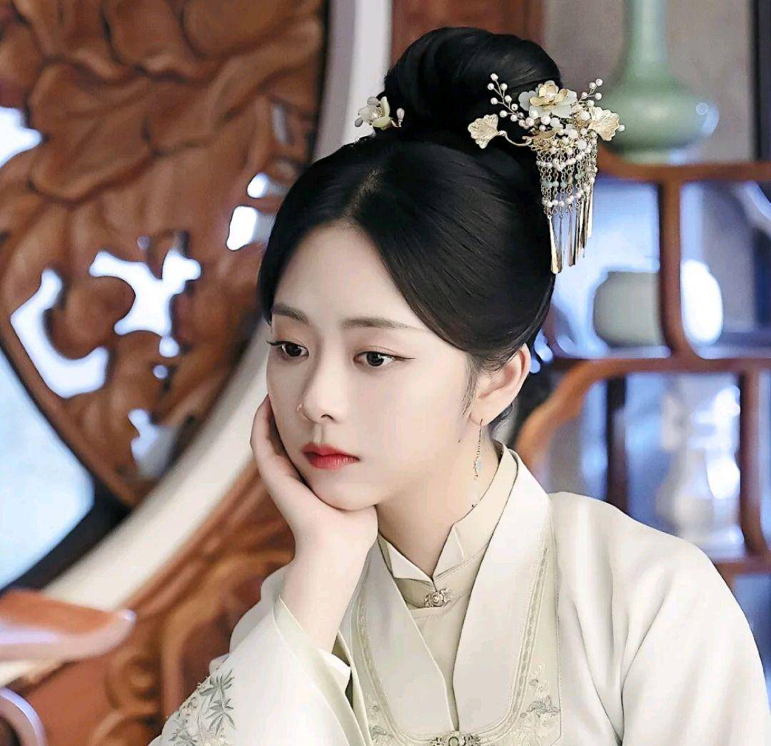 眼睛|谭松韵的少女颜秘诀是？