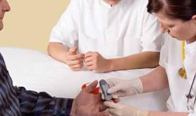 症状|糖尿病并发症来临前，身体一般会有这8个“表现”，可别忽视了