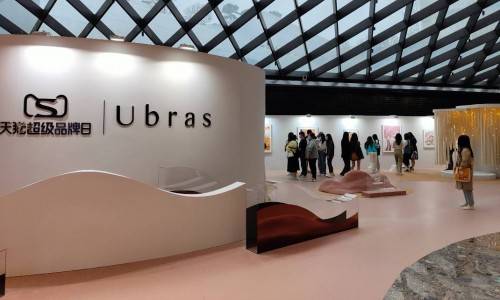 官宣 UbrasX天猫超级品牌日,携手刘雯演绎新舒适关系