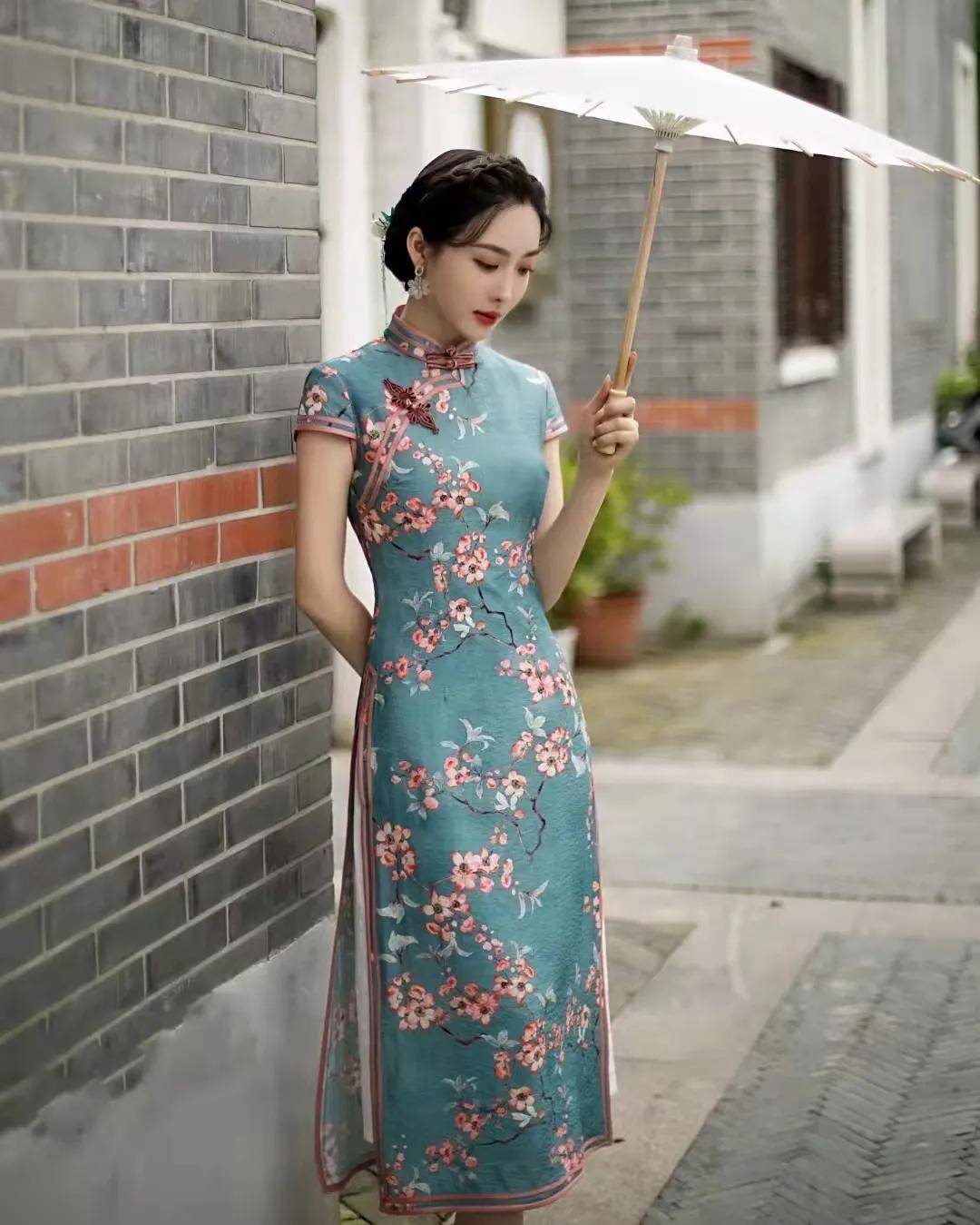 评论 飘逸如仙子，旗袍新味道，体验释放自己也正是宠爱自己的一种表现