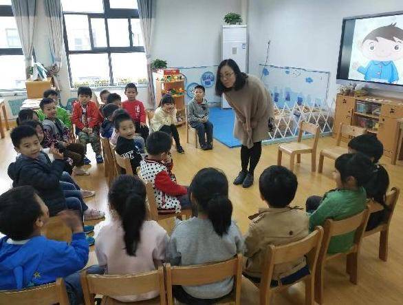 学期|开学后家长晒出幼儿园缴费单，数字多达5位数，比一般人工资还高