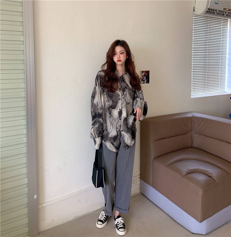 场合 秋季港风长袖衬衫，复古拽姐风情，让人心动的瞬间