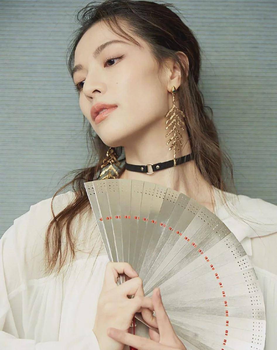 眼睛 如何让自己更女性化?
