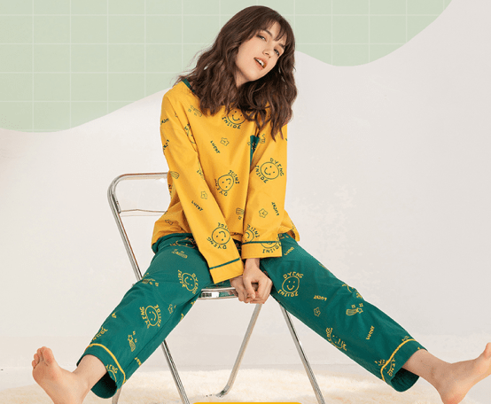 整体 紫色花语:初秋换季!是时候准备一套秋天的睡衣啦~睡衣盘点