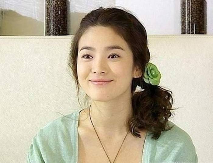 发型方脸选什么发型？马伊琍吴昕宋慧乔说，方脸选对发型照样美翻天