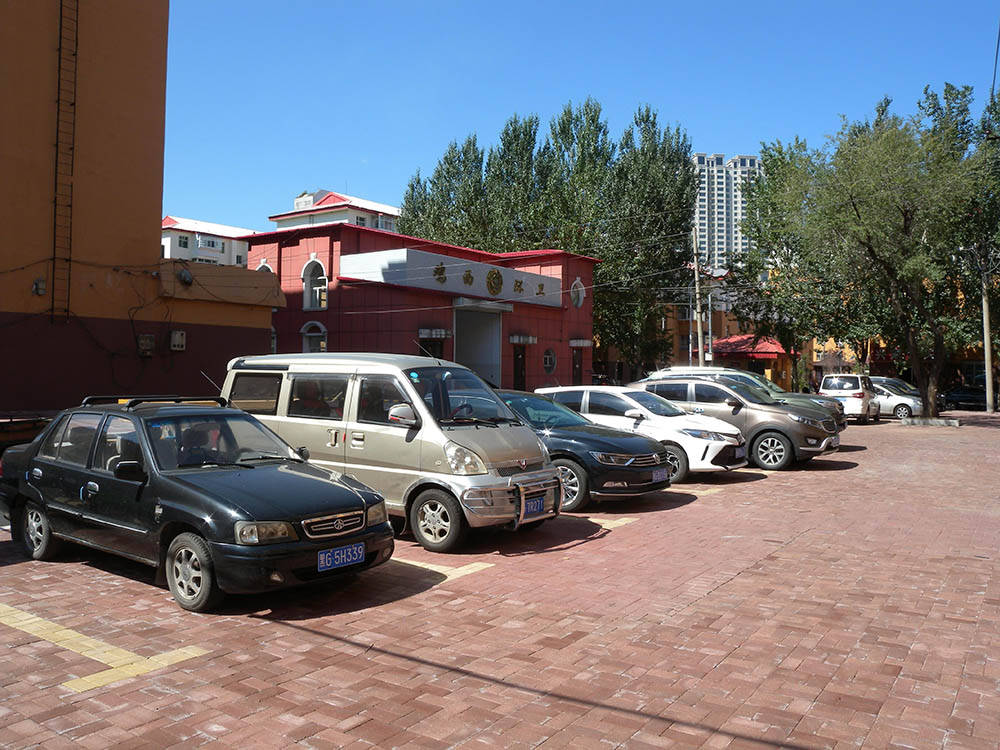 黑龙江鸡西市鸡冠区老小区换新颜环境美了居民乐了