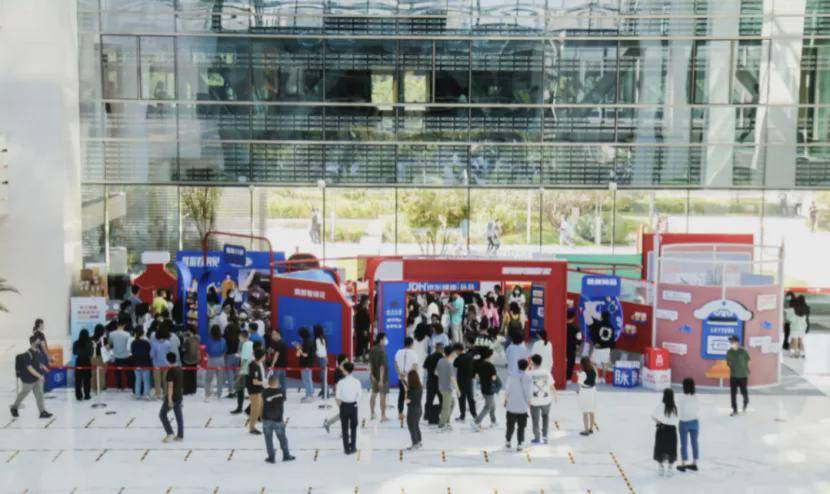 头发|每天掉发超过50根，就有秃头危险！