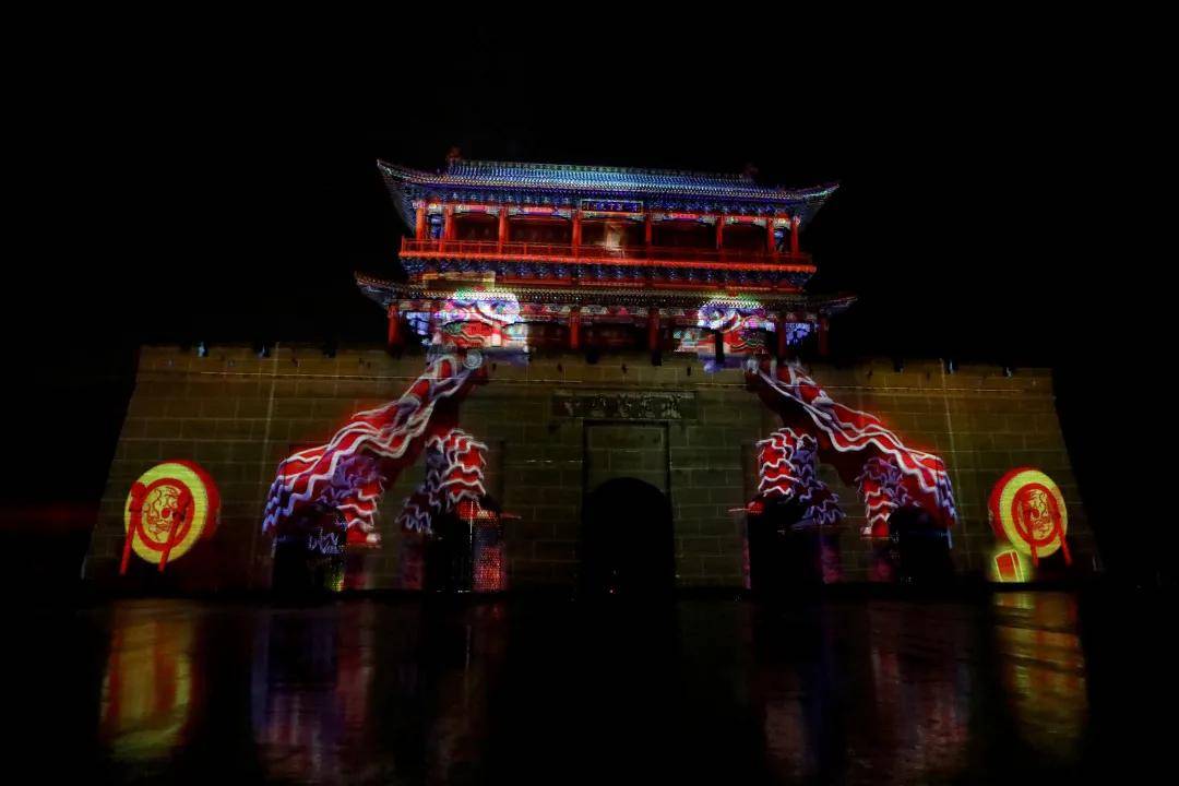 谭忠|中国汾酒城“汾芳酒城 香溢世界”裸眼3D主题投影秀盛大开启