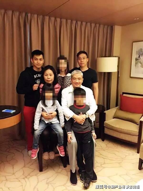 原创郎咸平凭财经郎眼为观众熟知他的感情史网上流传许多情节