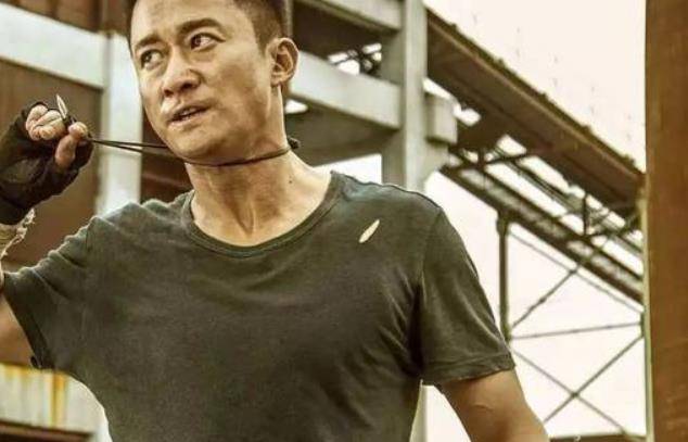 武打|“硬汉”吴京，就这样改写了他的结局，“吴导”名符其实
