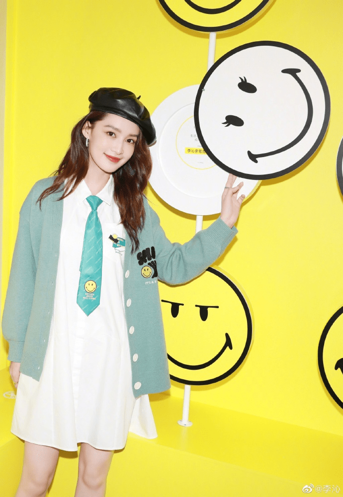 邓伦 众星周末营业状态PK！唐嫣仙贵、李沁鬼马，邓伦和王俊凯谁圈粉？