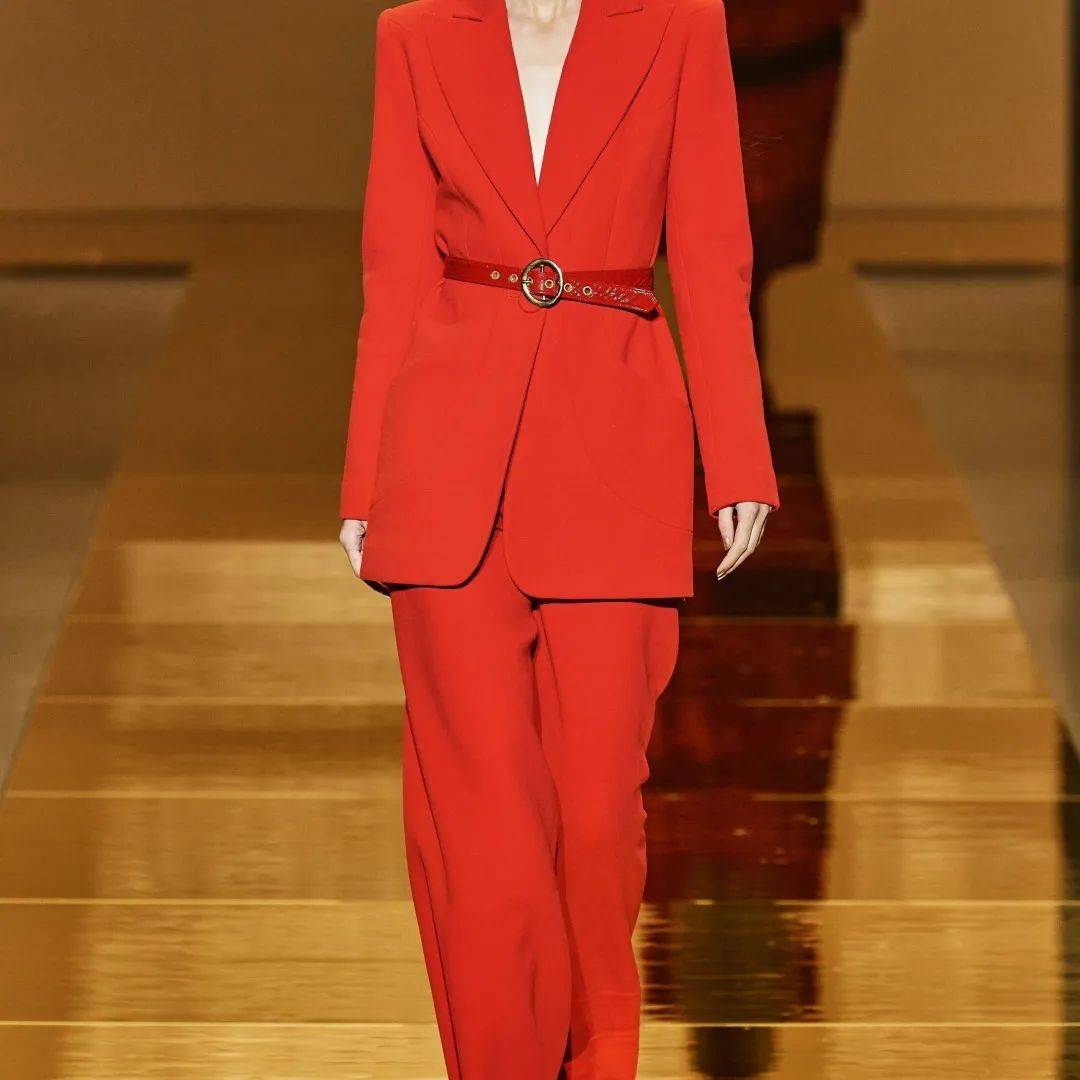 品牌 流行趋势|2022/23秋冬流行色:红