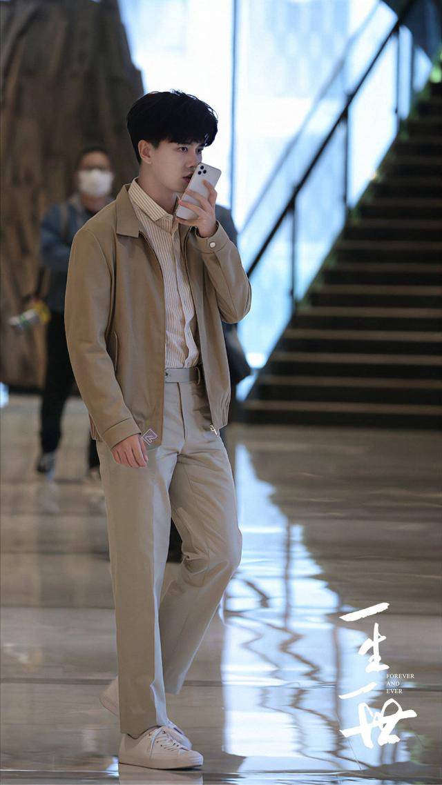 周文幸|一生一世:别看周生行一脸漠然,他并非反派,只是有点恋爱脑罢了!