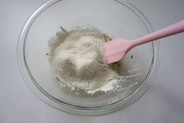 葱花|鲜香美味的葱油桃酥,酥掉渣,味道更丰富,年前零食学起来