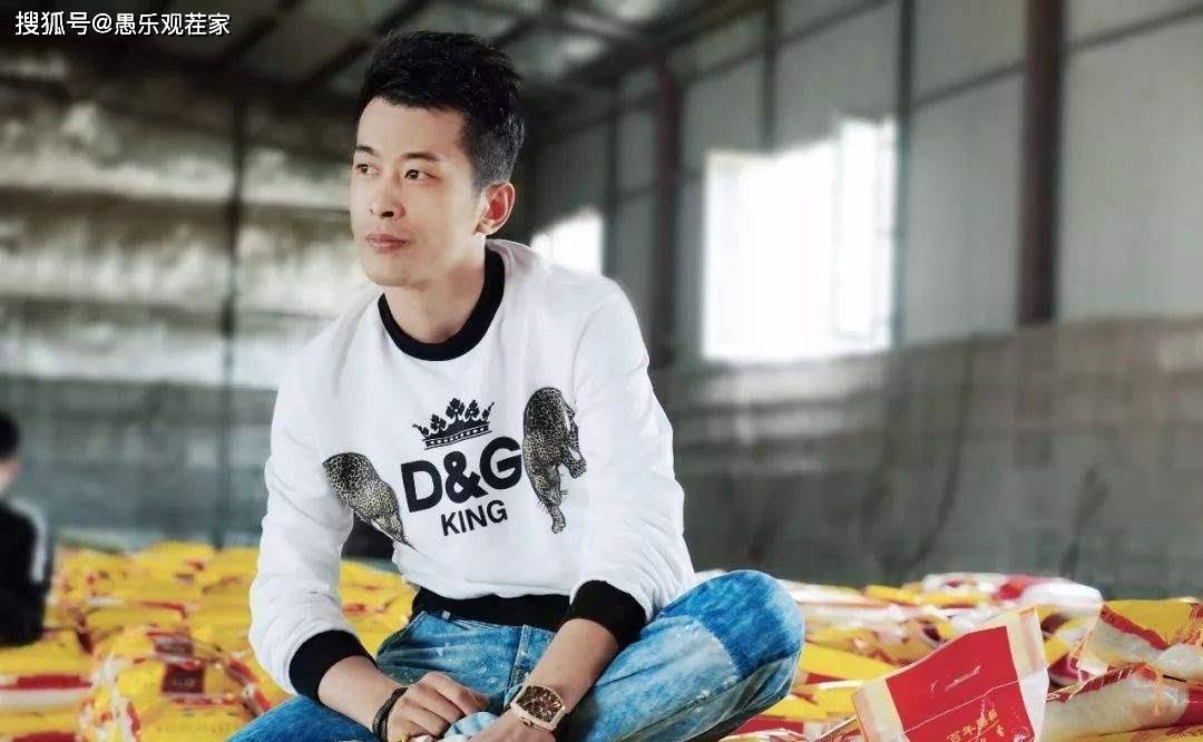 福利|辛巴称苹果13只需999元还买一送一，早前带货9.9元手机运费要300