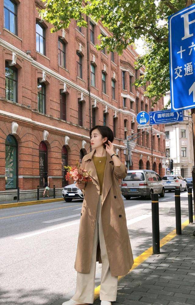 颜色 真正会穿的女人！从不“乱”穿衣，这些秋季穿搭优雅温柔又有气质