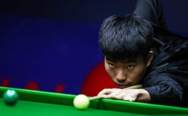 举重若什么成语_举重卡通图片(4)