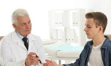 治疗|导致血尿的病因有哪些,血尿如何治疗好,多了解