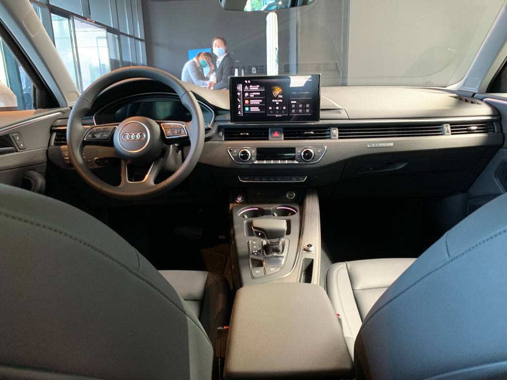 国产奥迪A6L、A4L涨价了？进口奥迪A4 allroad 8.9折优惠到店实拍_搜狐汽车_搜狐网
