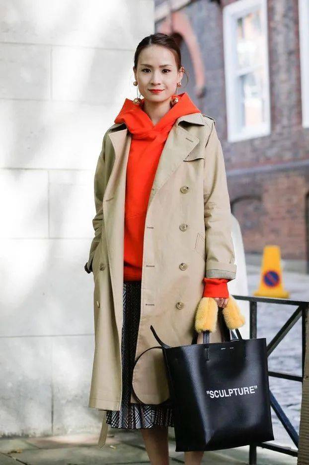 设计 秋天外套里面穿什么?这4种经典内搭让你一直美下去！