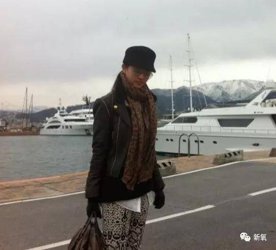 美人 被路人偶遇的张柏芝，这状态，会是传说中的怀四胎吗？