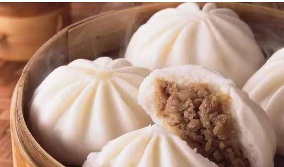 小摊|生活中哪些早餐不利于身体健康？以下3种食物，建议大家尽量少吃