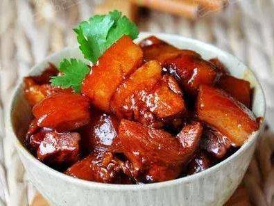 做红烧肉放不放花椒和蒜 e9081fa0bf3d42009fd02d0d4b28fff9.jpeg