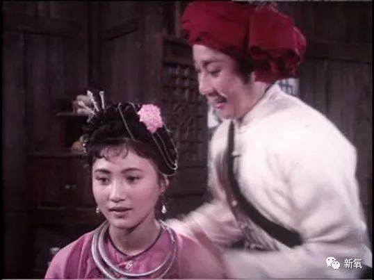 美人 被路人偶遇的张柏芝，这状态，会是传说中的怀四胎吗？