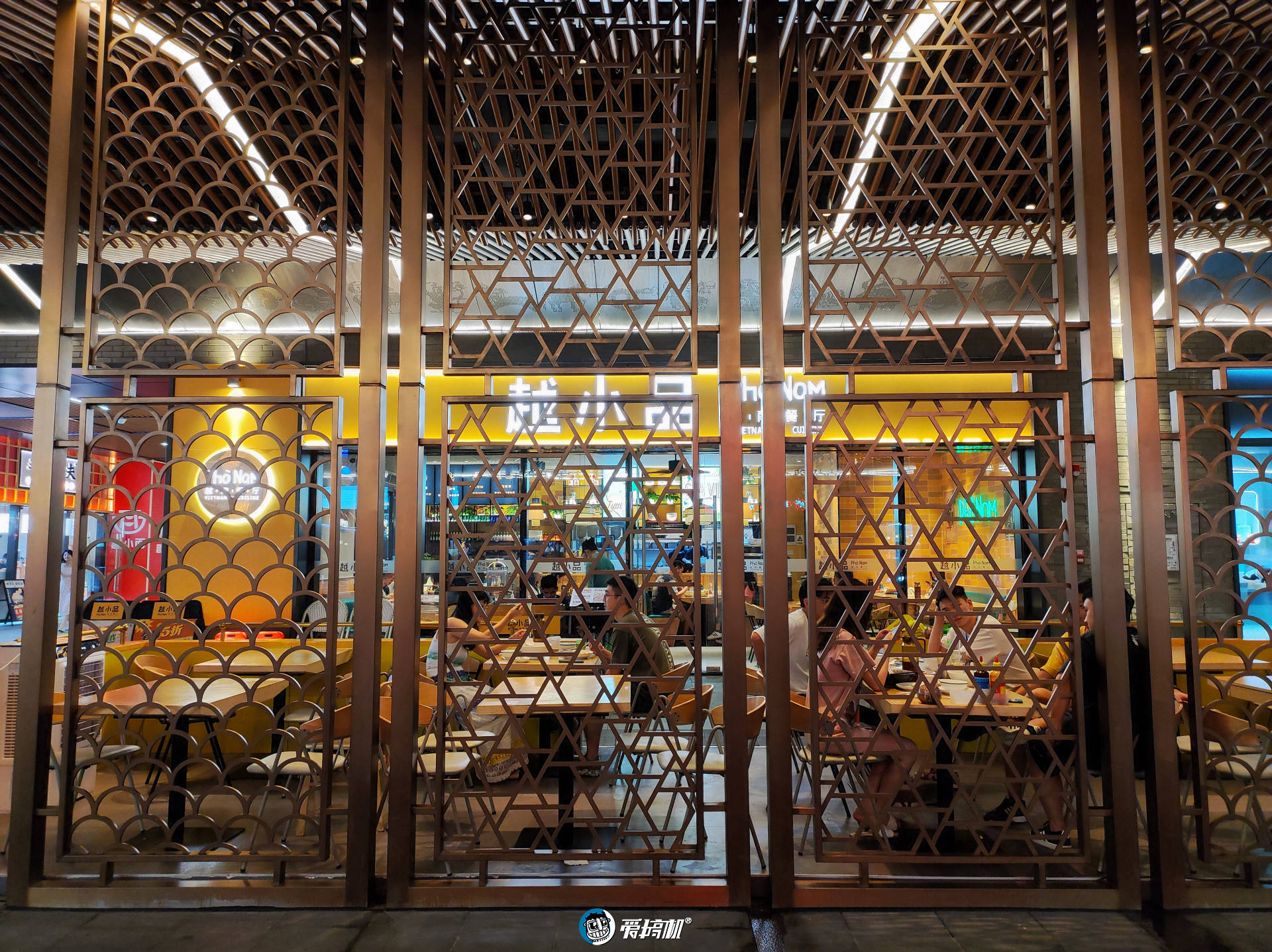 nit|小米Civi评测：我差点就恋爱了