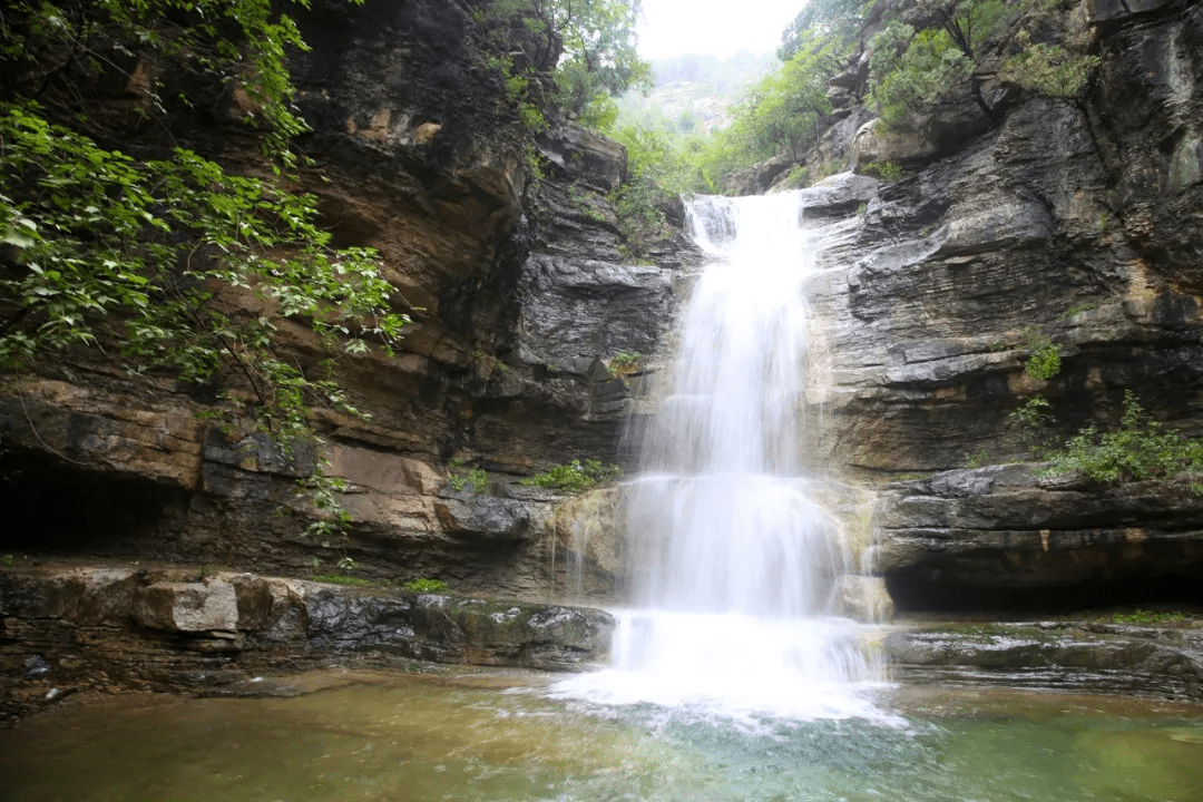 王啸|溪流欢腾、飞瀑如练，秋雨过后，济南这些原生态山水秘境美爆啦！