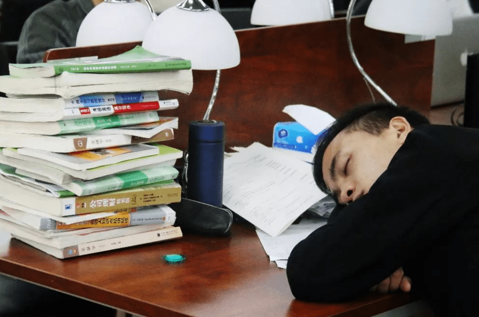 大学里"不适合考研"的专业,与其辛苦备考,不如早点找工作美院考研直通