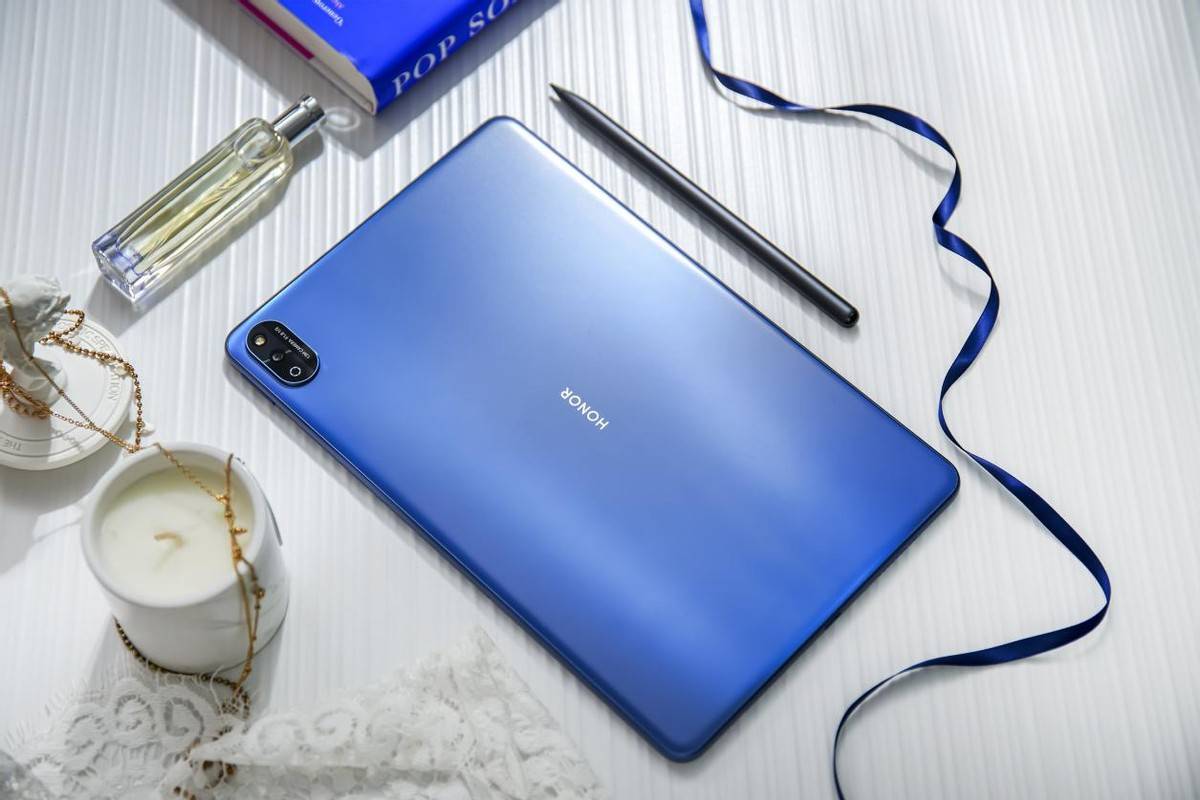 荣耀平板v7体验:2k 家庭影院级影视体验