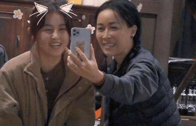 生活|《向往5》那英离开前做了一件幼稚的事,暴露了和杨紫的关系？