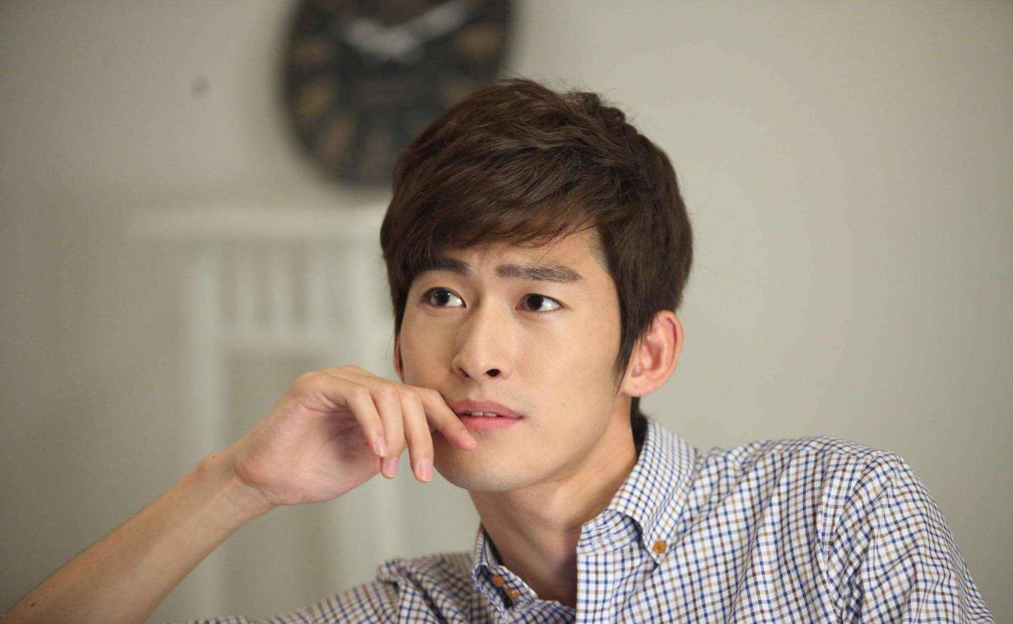 角色|男版《三十而已》取得发行许可证!主角海报流出,全员高颜值