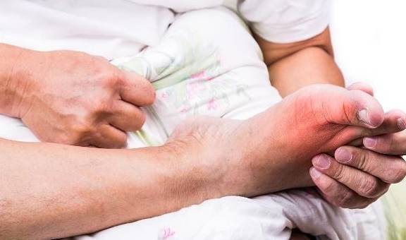 治疗|尿酸偏离“正轨”、肾不好的人注意2个细节，身体会“再三感激”