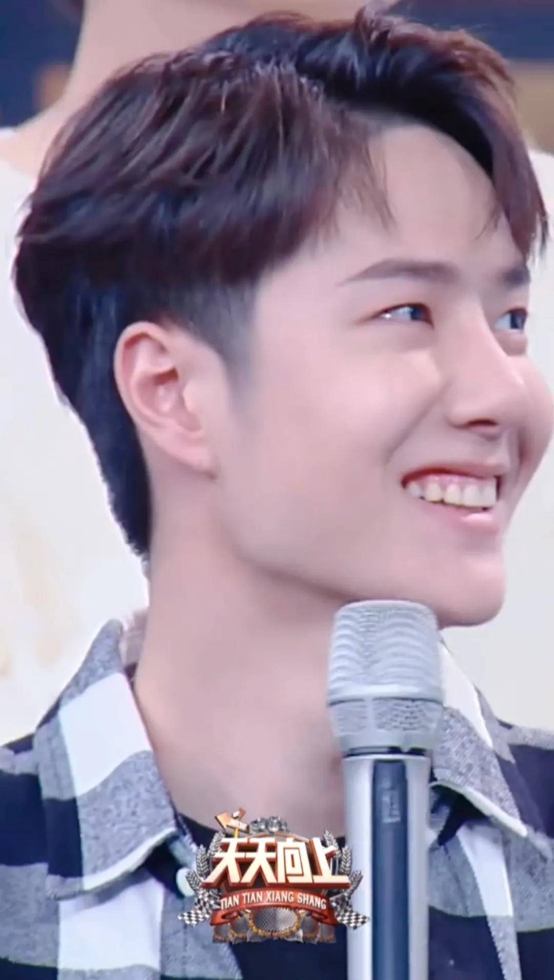 原创王一博熟悉的一波王炸boom今年的boom杀气更重