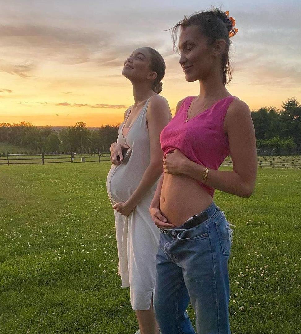 朱丹 怀孕就告别时尚？艾玛和朱丹的穿搭时髦又实用，准妈妈也要美美哒