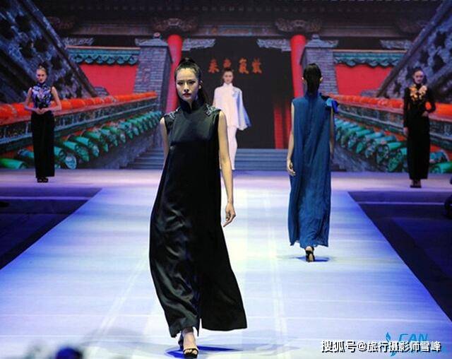 艺术 诗意的旗袍 诗意的女人(高清组图)